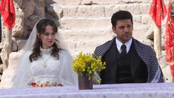 Kara Ağaç Destanı Episode 10 with Urdu and English subtitles